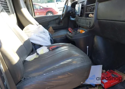 2010 Chevrolet Express G2500 from USA, damaged, VIN 1GCZGFBAXA1163309